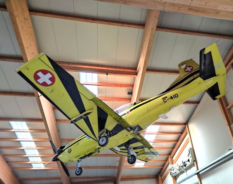 Pilatus PC 9, C-410