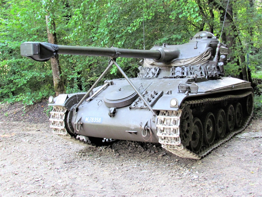 AMX-13 L Pz 51, M+78358