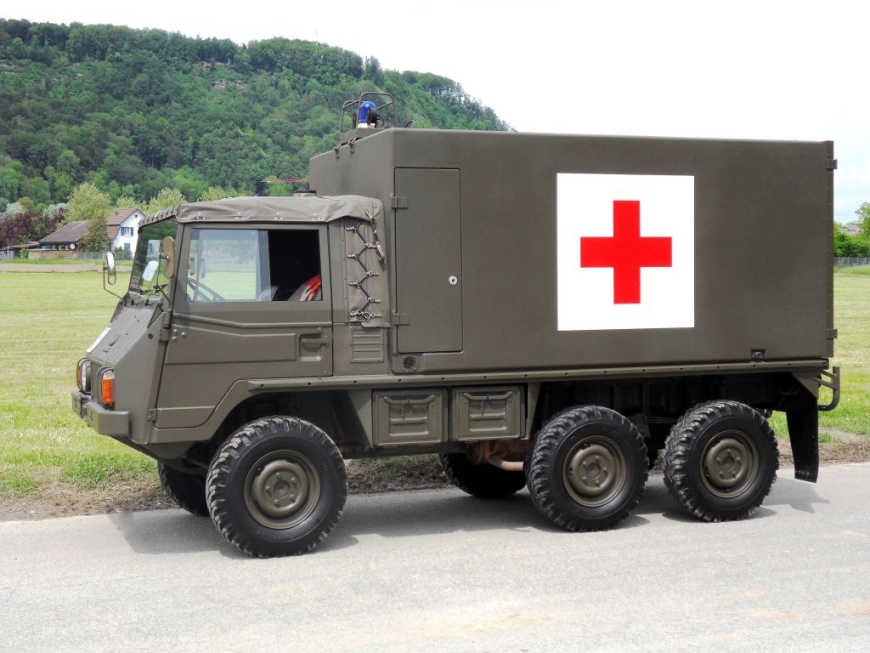 Steyr Puch Pinzgauer 712 T, Sanw 4 Liegepl L gl 6x6