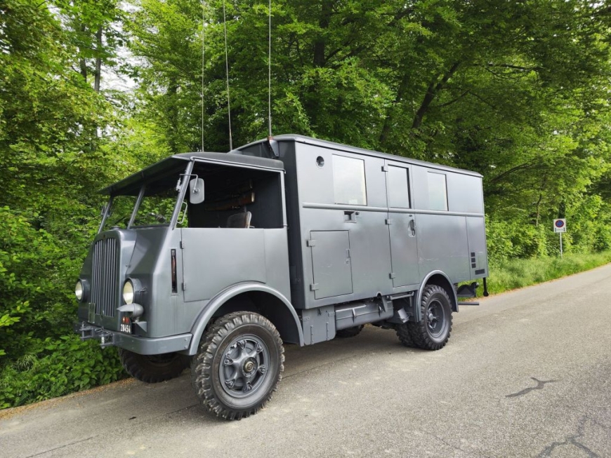 Berna 2 UM, FL UEM PRUEFW Sch gl 4x4 Vorserie